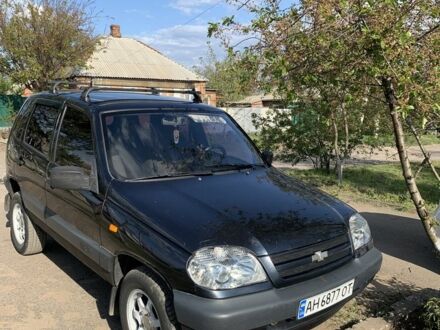 Шевроле Нива 2008 у Славянске на Automoto.ua Сірий Шевроле Нива, об'ємом двигуна 1.7 л та пробігом 100 тис. км за 2250 $, фото 1 на Automoto.ua