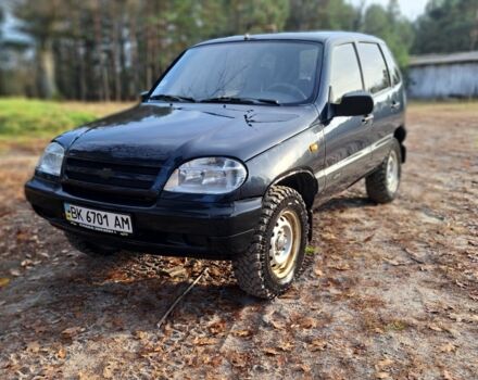 Серый Шевроле Нива, объемом двигателя 0 л и пробегом 148 тыс. км за 3800 $, фото 1 на Automoto.ua