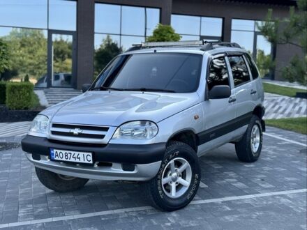 Шевроле Нива 2008 в Ужгороде на Automoto.ua Серый Шевроле Нива, объемом двигателя 1.7 л и пробегом 132 тыс. км за 5200 $, фото 1 на Automoto.ua