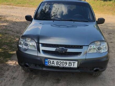 Шевроле Нива 2009 в Кропивницком (Кировограде) на Automoto.ua Серый Шевроле Нива, объемом двигателя 1.7 л и пробегом 146 тыс. км за 5500 $, фото 1 на Automoto.ua