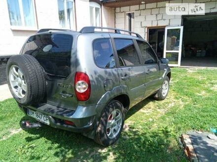 Шевроле Нива 2011 в Варве на Automoto.ua Серый Шевроле Нива, объемом двигателя 1.7 л и пробегом 96 тыс. км за 7000 $, фото 1 на Automoto.ua