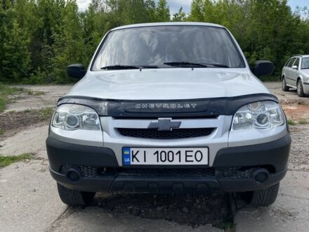 Шевроле Нива 2011 у Чернігові на Automoto.ua Сірий Шевроле Нива, об'ємом двигуна 1.7 л та пробігом 137 тис. км за 4500 $, фото 1 на Automoto.ua
