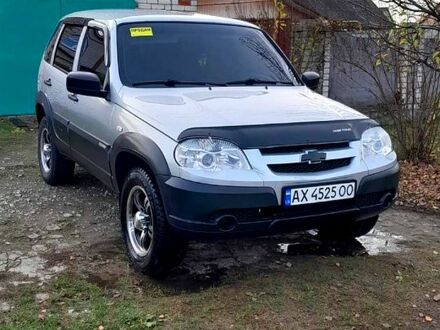 Шевроле Нива 2015 в Богодухове на Automoto.ua Серый Шевроле Нива, объемом двигателя 1.7 л и пробегом 0 тыс. км за 6000 $, фото 1 на Automoto.ua