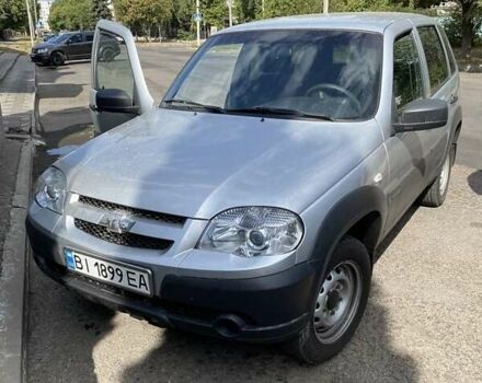 Сірий Шевроле Нива, об'ємом двигуна 1.7 л та пробігом 147 тис. км за 5600 $, фото 1 на Automoto.ua