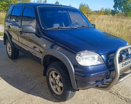 Синий Шевроле Нива, объемом двигателя 1.7 л и пробегом 3 тыс. км за 3800 $, фото 6 на Automoto.ua