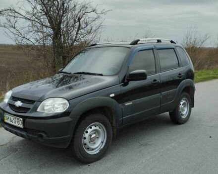 Синий Шевроле Нива, объемом двигателя 1.7 л и пробегом 187 тыс. км за 7300 $, фото 3 на Automoto.ua