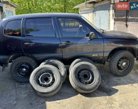 Синій Шевроле Нива, об'ємом двигуна 1.7 л та пробігом 200 тис. км за 3400 $, фото 9 на Automoto.ua