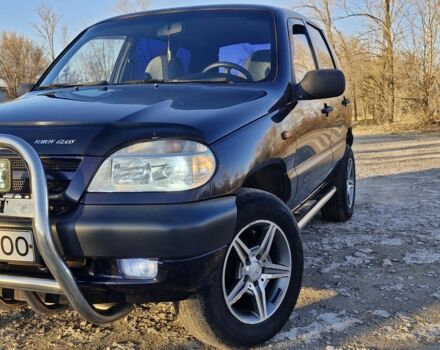 Синій Шевроле Нива, об'ємом двигуна 1.7 л та пробігом 145 тис. км за 3500 $, фото 1 на Automoto.ua