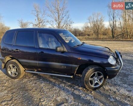 Синий Шевроле Нива, объемом двигателя 1.7 л и пробегом 145 тыс. км за 3500 $, фото 8 на Automoto.ua