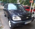 Синий Шевроле Нива, объемом двигателя 1.69 л и пробегом 160 тыс. км за 3800 $, фото 1 на Automoto.ua