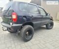 Синий Шевроле Нива, объемом двигателя 1.69 л и пробегом 180 тыс. км за 3500 $, фото 2 на Automoto.ua