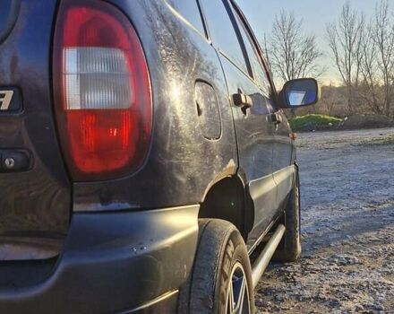 Синий Шевроле Нива, объемом двигателя 1.7 л и пробегом 145 тыс. км за 3500 $, фото 15 на Automoto.ua