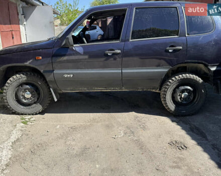 Синій Шевроле Нива, об'ємом двигуна 1.7 л та пробігом 200 тис. км за 3400 $, фото 11 на Automoto.ua