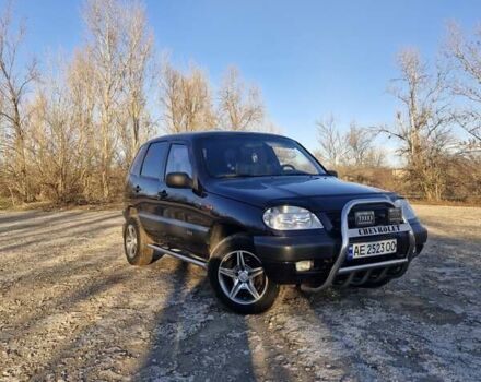 Синий Шевроле Нива, объемом двигателя 1.7 л и пробегом 145 тыс. км за 3500 $, фото 10 на Automoto.ua