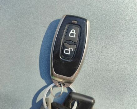 Синий Шевроле Нива, объемом двигателя 1.7 л и пробегом 196 тыс. км за 1200 $, фото 14 на Automoto.ua