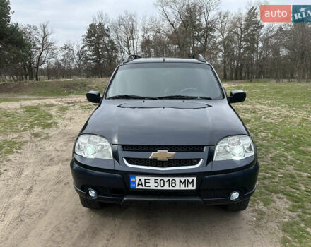 Синий Шевроле Нива, объемом двигателя 1.69 л и пробегом 61 тыс. км за 6999 $, фото 4 на Automoto.ua