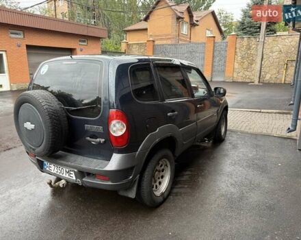 Синий Шевроле Нива, объемом двигателя 1.69 л и пробегом 180 тыс. км за 3900 $, фото 15 на Automoto.ua