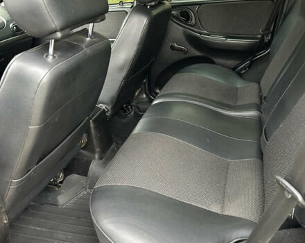 Шевроле Нива 2010 у Чернівцях на Automoto.ua Синій Шевроле Нива, об'ємом двигуна 1.69 л та пробігом 146 тис. км за 4800 $, фото 13 на Automoto.ua