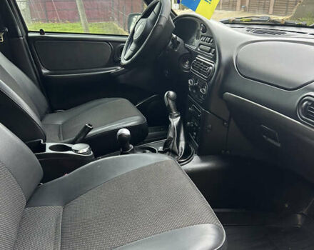 Шевроле Нива 2010 у Чернівцях на Automoto.ua Синій Шевроле Нива, об'ємом двигуна 1.69 л та пробігом 146 тис. км за 4800 $, фото 10 на Automoto.ua