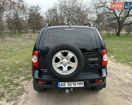 Синий Шевроле Нива, объемом двигателя 1.69 л и пробегом 61 тыс. км за 6999 $, фото 8 на Automoto.ua