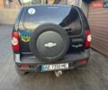 Синий Шевроле Нива, объемом двигателя 1.69 л и пробегом 180 тыс. км за 3900 $, фото 3 на Automoto.ua