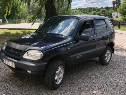 Шевроле Нива 2004 в Виннице на Automoto.ua Синий Шевроле Нива, объемом двигателя 1.7 л и пробегом 350 тыс. км за 2600 $, фото 1 на Automoto.ua