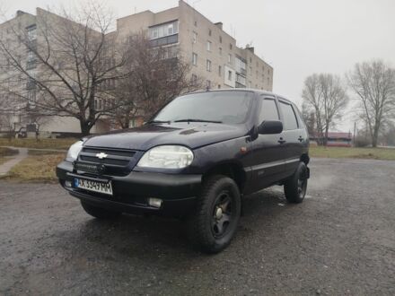 Шевроле Нива 2005 у Диканьке на Automoto.ua Синій Шевроле Нива, об'ємом двигуна 1.7 л та пробігом 66 тис. км за 4750 $, фото 1 на Automoto.ua