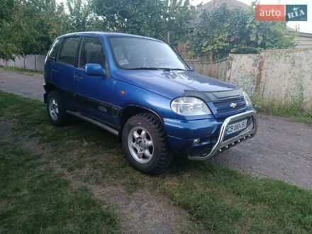 Синій Шевроле Нива, об'ємом двигуна 1.7 л та пробігом 250 тис. км за 2700 $, фото 1 на Automoto.ua