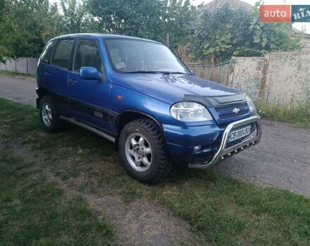 Синій Шевроле Нива, об'ємом двигуна 1.7 л та пробігом 250 тис. км за 2700 $, фото 1 на Automoto.ua