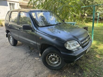 Шевроле Нива 2006 в Черкассах на Automoto.ua Синий Шевроле Нива, объемом двигателя 1.7 л и пробегом 230 тыс. км за 1850 $, фото 1 на Automoto.ua