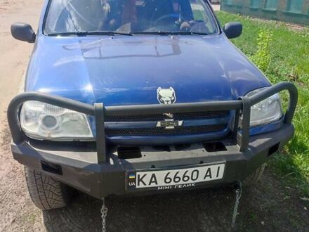 Шевроле Нива 2007 в Сумах на Automoto.ua Синий Шевроле Нива, объемом двигателя 1.7 л и пробегом 262 тыс. км за 3900 $, фото 1 на Automoto.ua