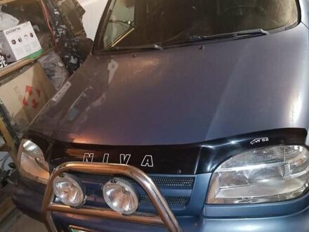 Шевроле Нива 2008 в Староконстантинов на Automoto.ua Синий Шевроле Нива, объемом двигателя 1.7 л и пробегом 107 тыс. км за 4100 $, фото 1 на Automoto.ua