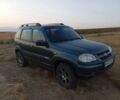 Зеленый Шевроле Нива, объемом двигателя 1.7 л и пробегом 135 тыс. км за 5252 $, фото 1 на Automoto.ua