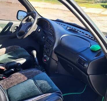 Зелений Шевроле Нива, об'ємом двигуна 1.69 л та пробігом 116 тис. км за 4600 $, фото 8 на Automoto.ua