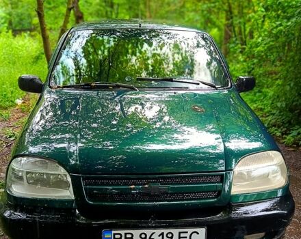 Зелений Шевроле Нива, об'ємом двигуна 1.7 л та пробігом 160 тис. км за 3500 $, фото 1 на Automoto.ua