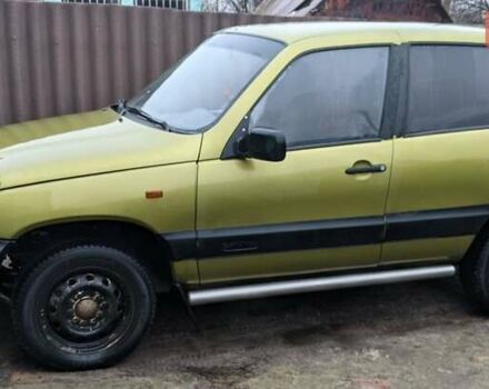 Зеленый Шевроле Нива, объемом двигателя 1.7 л и пробегом 315 тыс. км за 4500 $, фото 6 на Automoto.ua