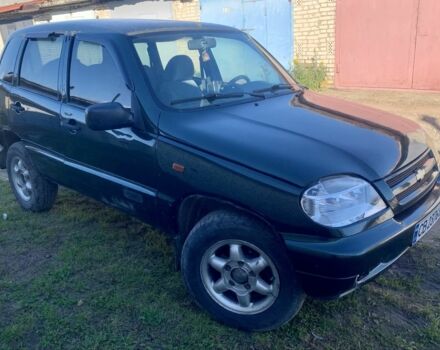 Зелений Шевроле Нива, об'ємом двигуна 1.7 л та пробігом 269 тис. км за 2700 $, фото 1 на Automoto.ua