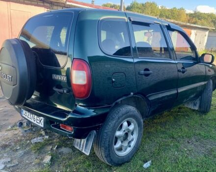 Зелений Шевроле Нива, об'ємом двигуна 1.7 л та пробігом 269 тис. км за 2700 $, фото 2 на Automoto.ua