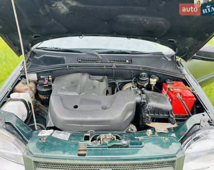 Зеленый Шевроле Нива, объемом двигателя 1.69 л и пробегом 136 тыс. км за 3200 $, фото 5 на Automoto.ua