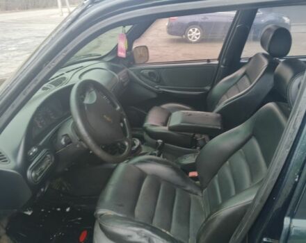 Зеленый Шевроле Нива, объемом двигателя 1.7 л и пробегом 233 тыс. км за 3000 $, фото 4 на Automoto.ua