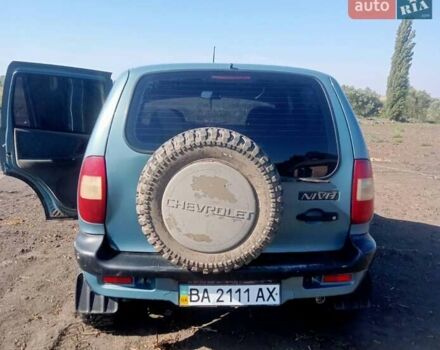 Зеленый Шевроле Нива, объемом двигателя 1.69 л и пробегом 244 тыс. км за 3200 $, фото 3 на Automoto.ua