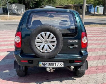 Зеленый Шевроле Нива, объемом двигателя 1.7 л и пробегом 320 тыс. км за 2250 $, фото 6 на Automoto.ua