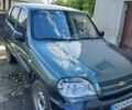 Зелений Шевроле Нива, об'ємом двигуна 1.7 л та пробігом 220 тис. км за 2999 $, фото 1 на Automoto.ua