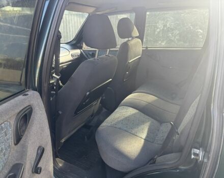 Зелений Шевроле Нива, об'ємом двигуна 1.7 л та пробігом 150 тис. км за 3000 $, фото 5 на Automoto.ua