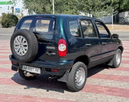 Зеленый Шевроле Нива, объемом двигателя 1.7 л и пробегом 320 тыс. км за 2250 $, фото 7 на Automoto.ua