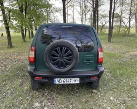 Зелений Шевроле Нива, об'ємом двигуна 1.7 л та пробігом 560 тис. км за 3700 $, фото 5 на Automoto.ua