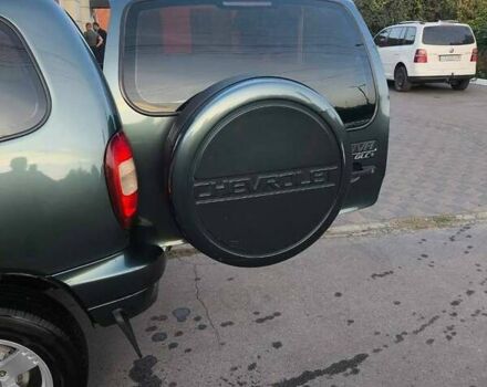 Зеленый Шевроле Нива, объемом двигателя 1.69 л и пробегом 88 тыс. км за 5800 $, фото 6 на Automoto.ua