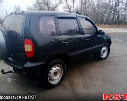 Зеленый Шевроле Нива, объемом двигателя 1.7 л и пробегом 227 тыс. км за 3000 $, фото 11 на Automoto.ua