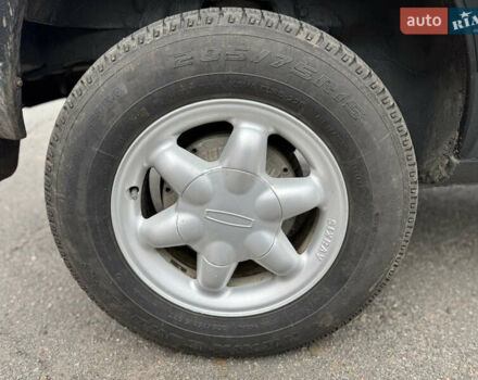 Зелений Шевроле Нива, об'ємом двигуна 1.7 л та пробігом 44 тис. км за 6000 $, фото 27 на Automoto.ua