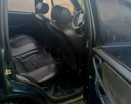 Зеленый Шевроле Нива, объемом двигателя 1.7 л и пробегом 227 тыс. км за 3000 $, фото 4 на Automoto.ua